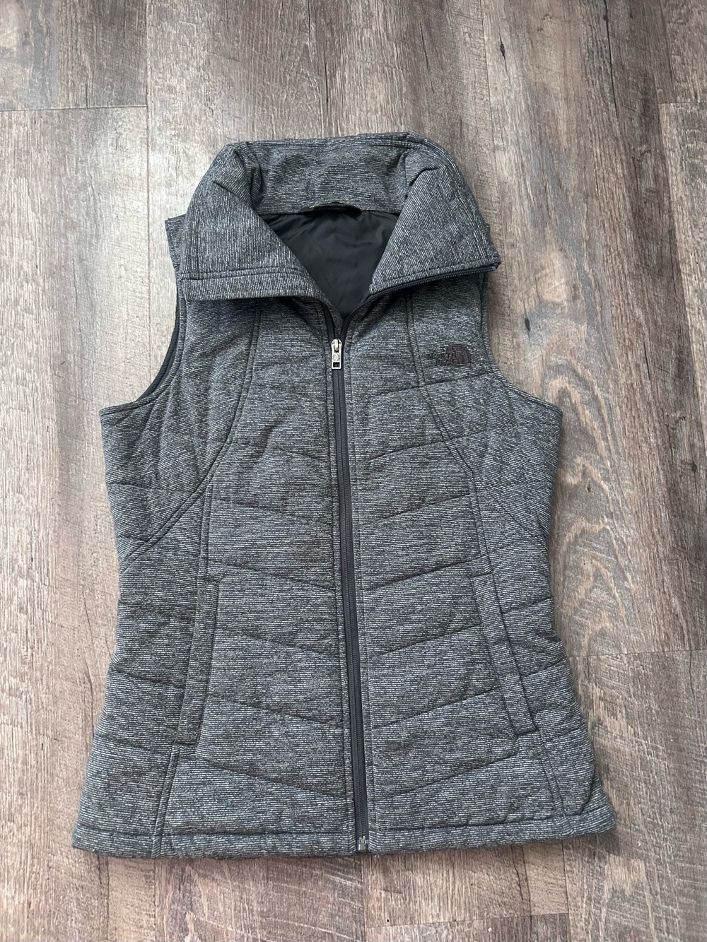 The North Face Women’s Pseudio Vest – Gray Small